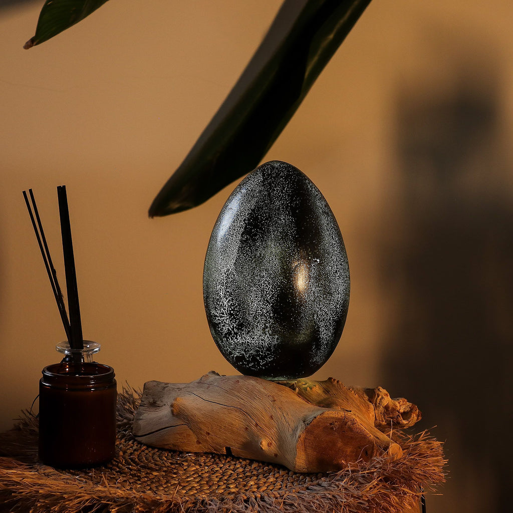 Lámpara de Mesa con Pantalla Huevo de Lava Craquelado – Gris